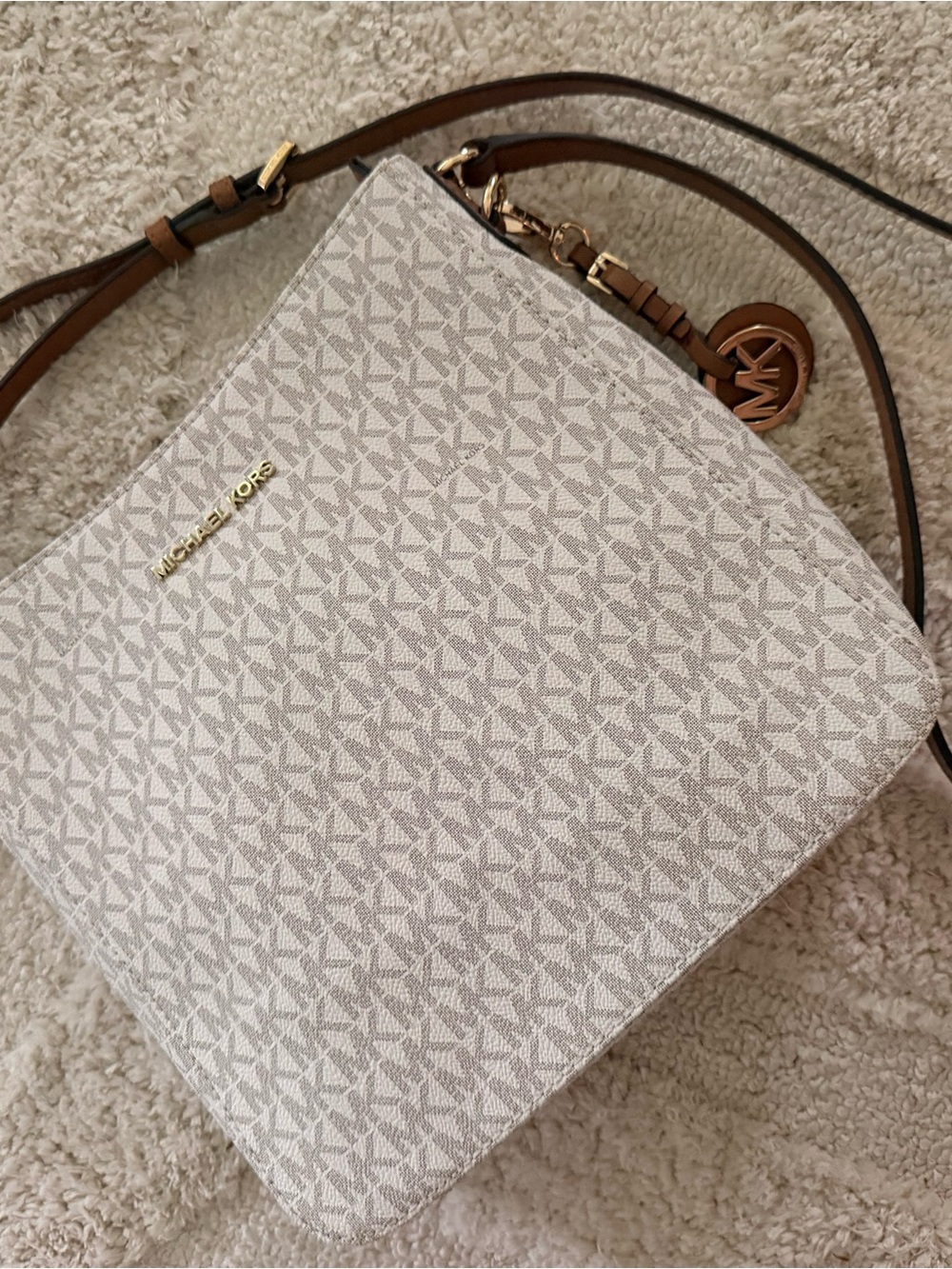 Micheal Kors Crossbody Bag with Charm